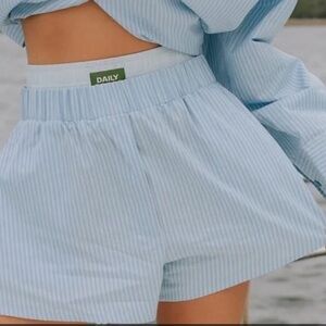 DAILY DRILLS DOUBLE BAND SHORTS